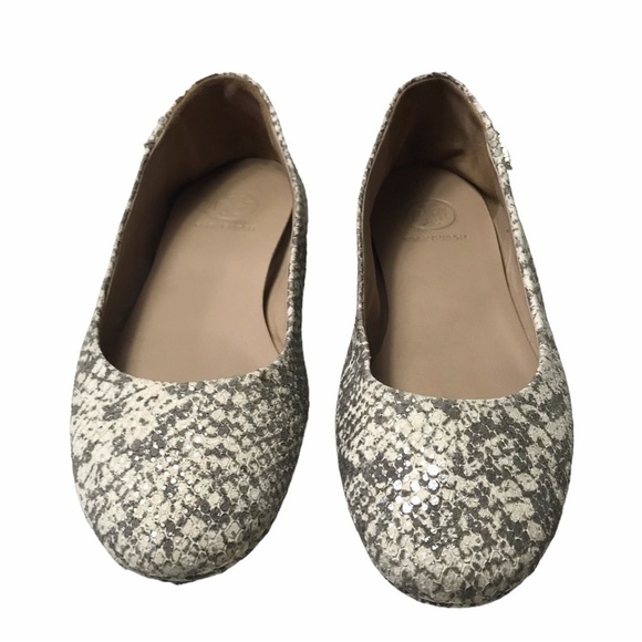Tory Burch Roccia Travel Flats in Sparkling Snakeskin Size 7 - Picture 3 of 13